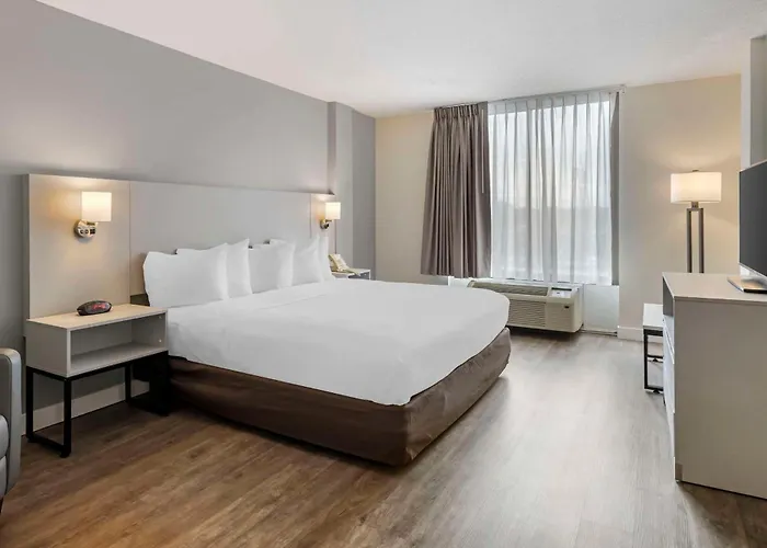 Mainstay Msp Airport - Mall Of America Hotel